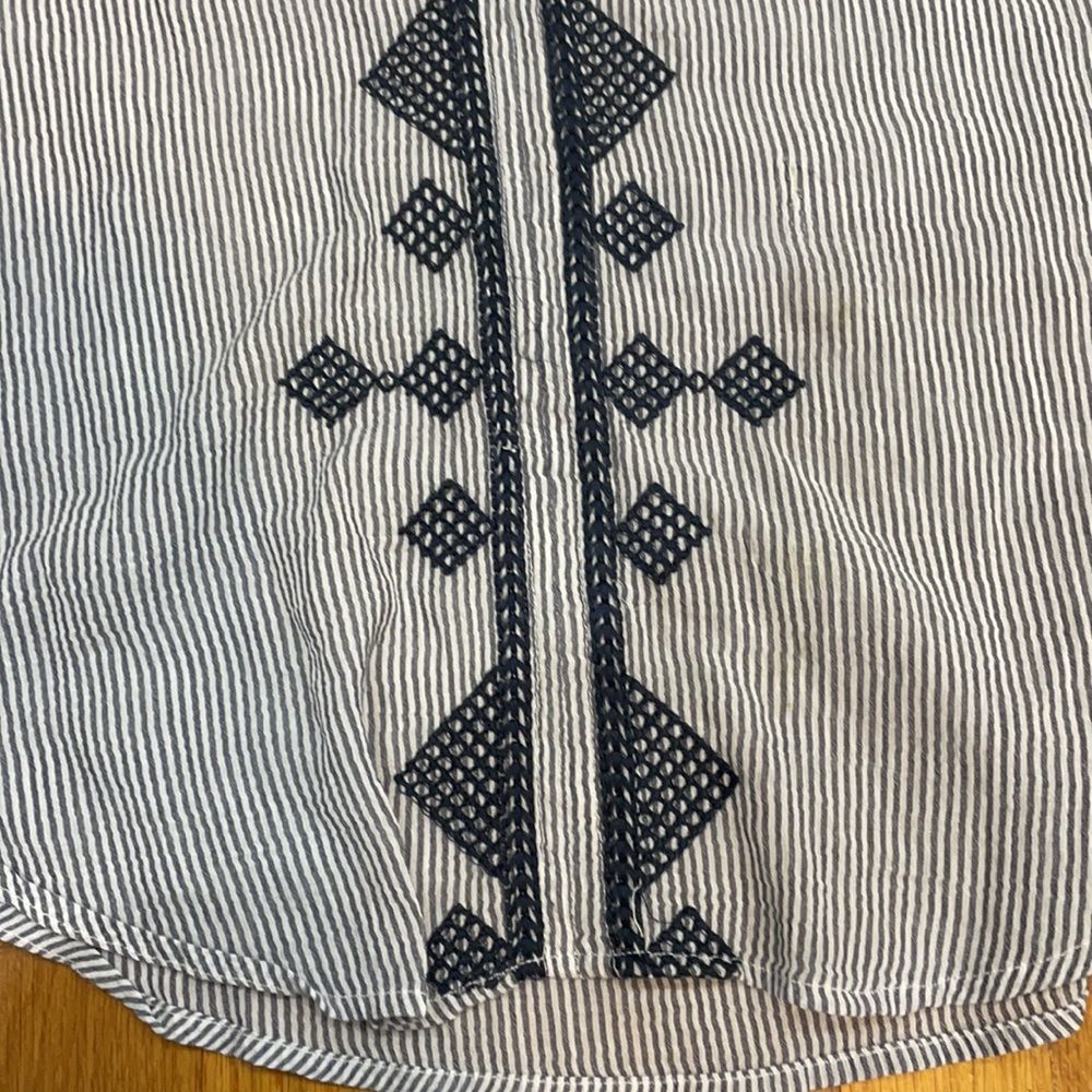 dylan White and Navy Striped Embroidered Peasant Blouse - Picture 3 of 8